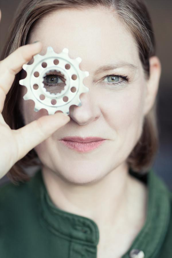 Frederique ROELOFFZEN
